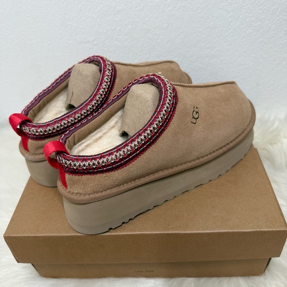 *NEW* UGG Women's Tazz II Chestnut Platform Mules - Picture 7 of 15